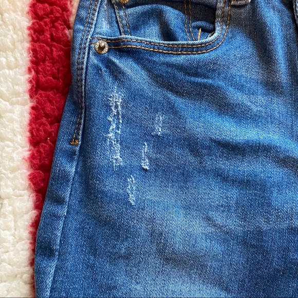 like new zara jeans | 4-5 boy - Picture 6 of 7